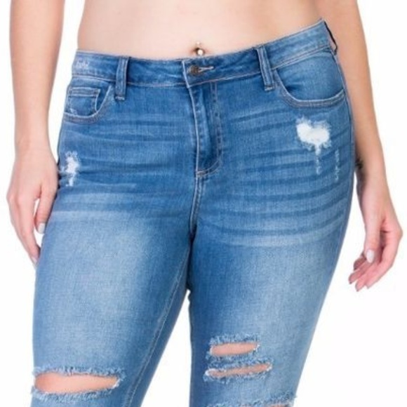 Plus Size Distressed Jeans π©· LIVE show item - Picture 2 of 5